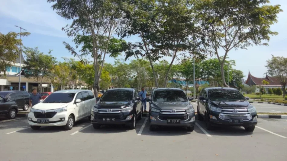 Rental Mobil Padang Murah