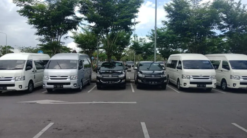 Sewa Mobil Daerah Padang